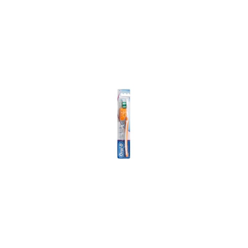 Oral B 123 Classic Care 40 Medio Spazzolino Oral B 123 Classic Care 40 Medio Spazzolino